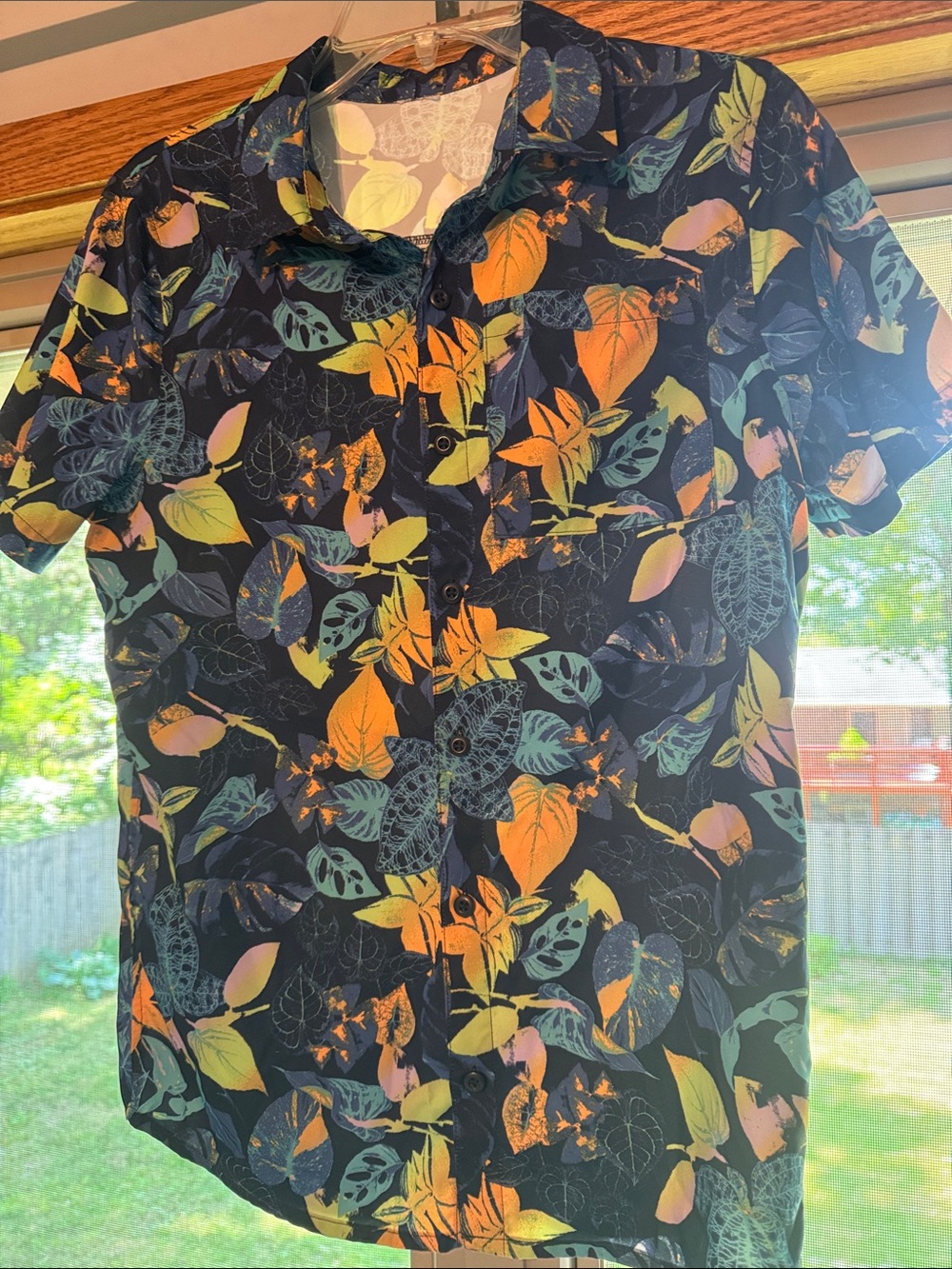 Men's Short-Sleeve Floral Button-Up Shirt - Navy with Multicolor Leaves